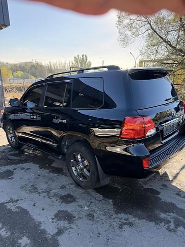 таеты: Toyota Land Cruiser: 2012 г., 4.6 л, Автомат, Газ, Внедорожник — 9