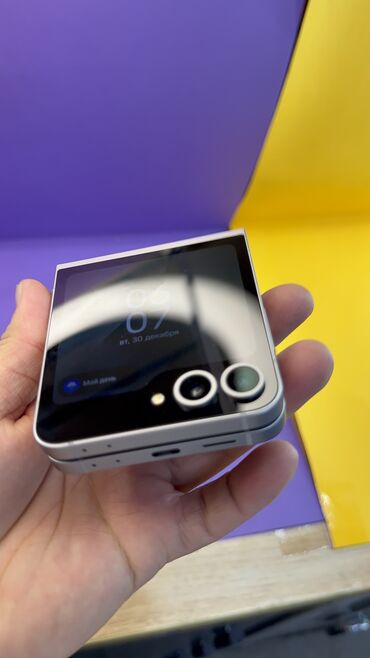 Samsung: Samsung Galaxy Z Flip 6, Б/у, 512 ГБ — 18