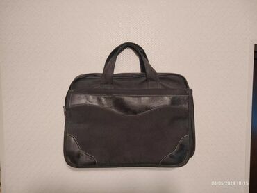 Çantalar: Notebook cantasi satilir qiymeti 5 manat islenib probelmi yoxdur