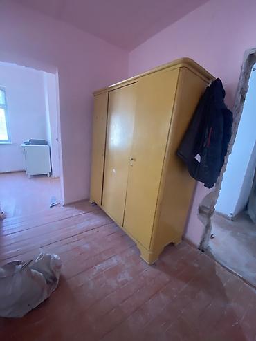 вешалки напольные для одежды деревянные дорогие: Шифоньер, шкаф для одежды, Б/у, Прямой, Дерево — 3