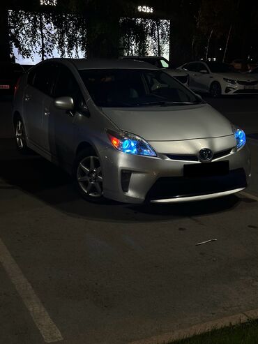 авто в рассрочку лизинг: Toyota Prius: 2012 г., 1.8 л, Автомат, Гибрид