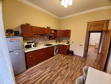 Günlük kirayə evlər: 200 kv. m, 5 otaqlı, Artezian quyusu, Kanalizasiya, Kombi — 15