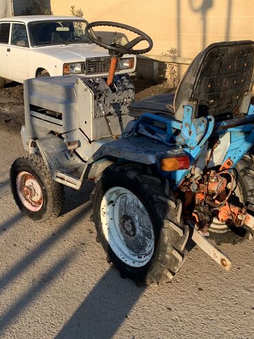 Traktorlar: Texnika super vəziyyətdədir. Kimə maraqlıdırsa əlaqə saxlasın — 13