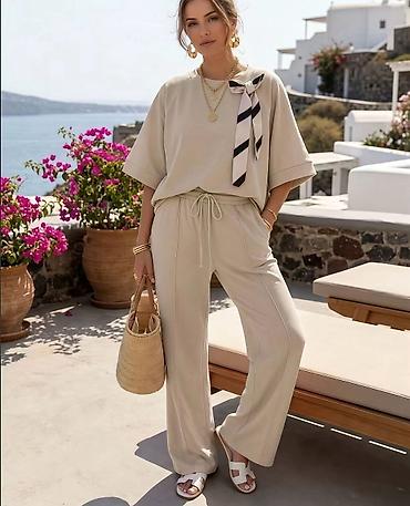 Kompleti: 💫New collection💫

⚜️Univerzalna velicina
⚜️Cena 3500 din — 15