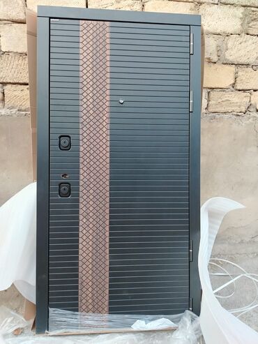 Giriş qapıları: Blok üçün Yeni Giriş qapısı 100x210 sm Çərçivə ilə, Zəmanətli, Ödənişli quraşdırma, Pulsuz çatdırılma — 14