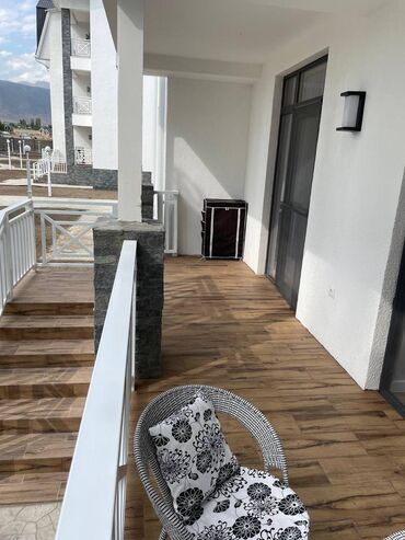 Иссык-Куль 2025: Квартира, Chaika Resort ЦО Chaika Resort, Сары-Ой, Охраняемая территория, Футбольное поле, Детская площадка — 13