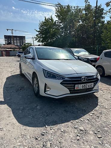 Hyundai Avante: 2019 г., 1.6 л, Вариатор, Бензин, Седан
