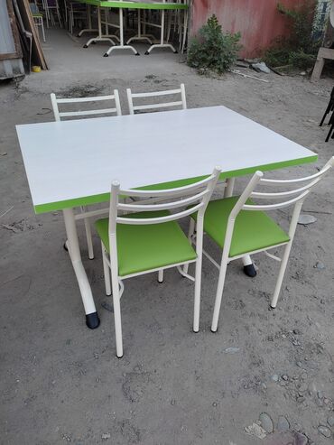 столы и стулья для кафе: Комплект стол и стулья Для кафе, ресторанов, Новый