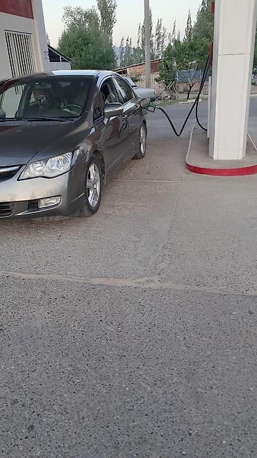 хунчи авто: Honda Civic: 2007 г., 1.8 л, Механика, Бензин, Седан — 3