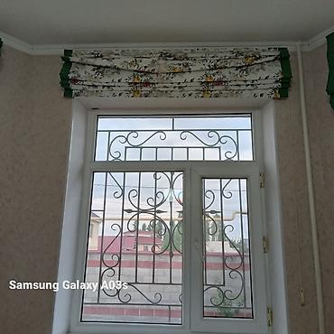 Текстиль: Римские шторы, б/у но в очень хорошем состоянии. длина 147 см у одной — 8