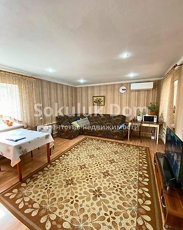 Продажа коттеджей и домов: 🔥СРОЧНО!🏠Продается дом в с. Сокулук 🟡Комнаты: 6 🟡Участок: 8,57соток — 5