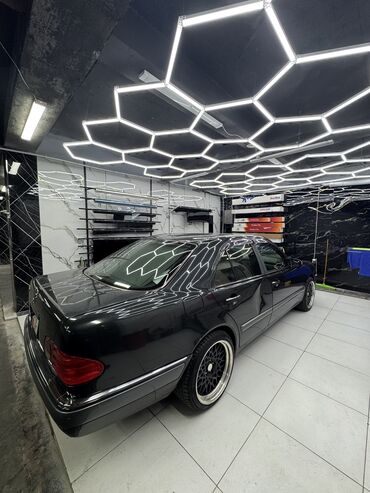 Автомойки: Автомойка | Оклейка защитной пленкой, Тонировка — 3