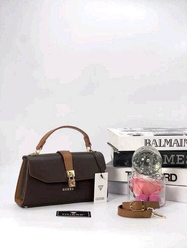 Torbe: Dimenzije: 22x15cm — 9