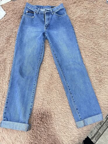 бойфренд женские джинсы: Прямые, Средняя талия