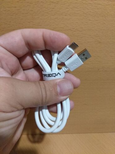 Kablovi i adapteri: Vrhunski usb-c kabl sa brzim punjenjem 1 m. Novo, novo! Elika — 2