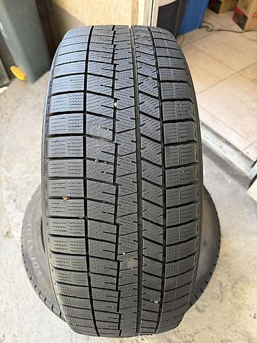 d 110: Шины 235 / 50 / R 21, Зима, Б/у, Пара, Легковые, Япония, DUNLOP — 2