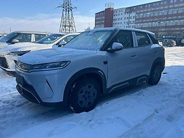BYD: BYD Yuan Up: 2025 г., Электромобиль, Кроссовер — 1