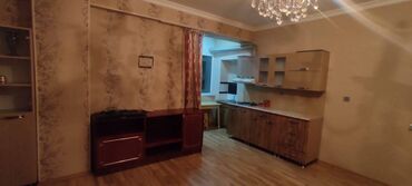 Uzunmüddətli kirayə mənzillər: Masazirda qurtuluş 93de5 mertebeli binanın 3-cu mərtəbəsində yerləşən — 13