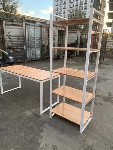 Письменные столы: Письменный стол — 7