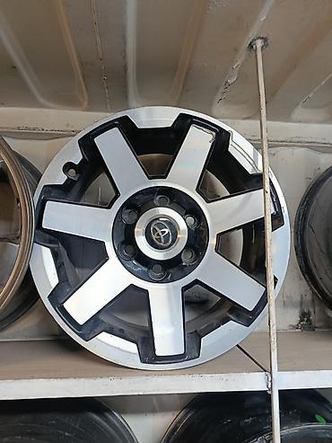 4runner: Литые Диски R 17 Toyota, Комплект, отверстий - 6, Б/у — 1