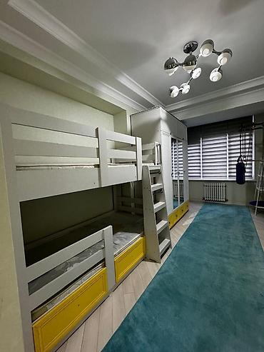 Долгосрочная аренда квартир: 3 комнаты, Собственник — 8