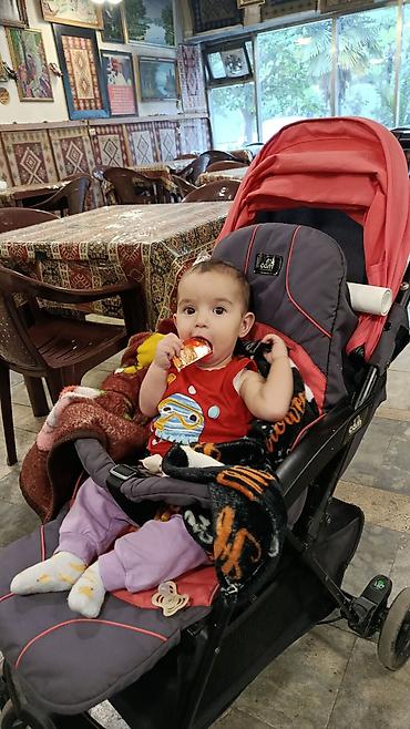 restoran hostes vakansiya: 8 aylıq uşağa dayə lazımdı tecili — 1