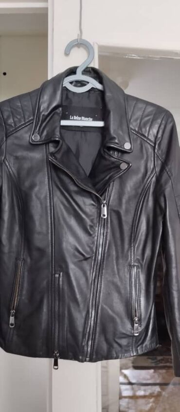 кожаные куртки в бишкеке: Кожаная куртка, Натуральная кожа, S (EU 36), M (EU 38)