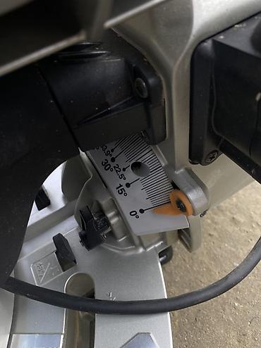 Uqlorezlər: Uqlarez mişar (künckəsən) Makita LS1219 (Demak olar istifadə — 8