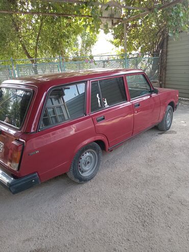 torpaqla barter masin deyisirem: VAZ (LADA) 2104: 1.6 l | 1995 il | 200000 km Sedan