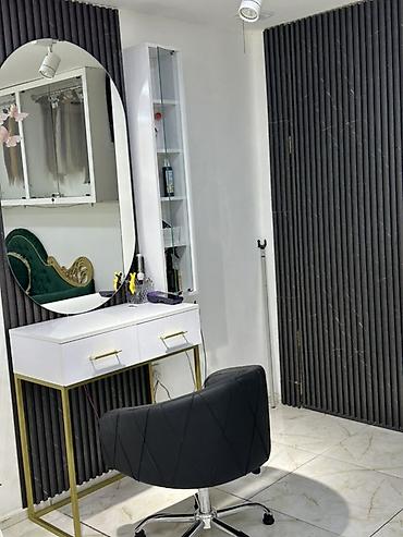 uz qaş stolu: Gözəllik salonunda iş üçün hazır “stylist” masası və iş yeri kirayə — 2