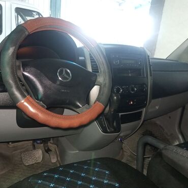Легкий грузовой транспорт: Легкий грузовик, Mercedes-Benz, Стандарт, 1,5 т, Б/у