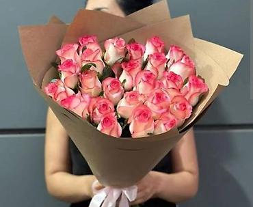 101 gul: 101 Roza🌹120₼ 60 sant - Qırmızı qızılgül buketi: sıx və həcimli — 3