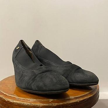 Сапоги: Женская обувь 7 пар. Высокие женские сапоги 1) Темно-коричневые — 21