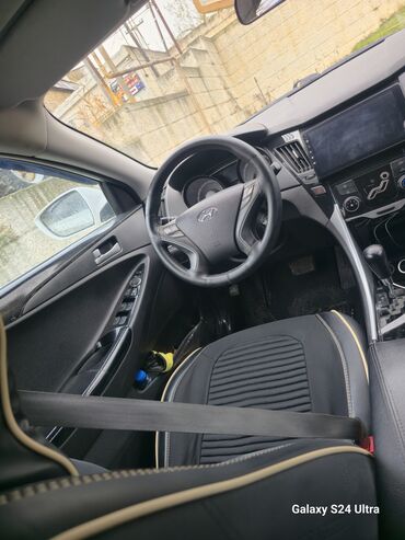 Hyundai: Hyundai Sonata: 2 l | 2012 il Sedan — 6