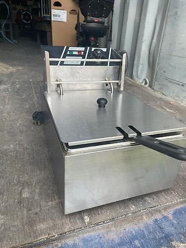 Промышленные газовые баллоны: Продается комплект для небольшой кухни/мастерской: - Холодильник — 9