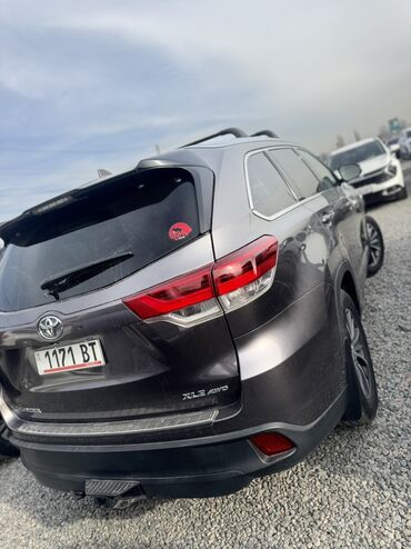 Toyota: Toyota Highlander: 2019 г., 3.5 л, Типтроник, Бензин, Кроссовер — 8