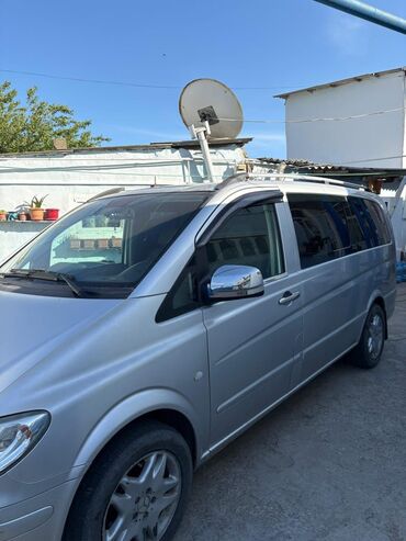 Mercedes-Benz: Mercedes-Benz Vito: 2.2 l | 2009 il Van/Minivan — 7