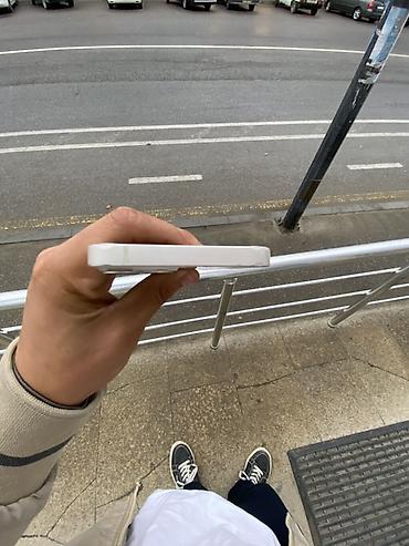 en ucuz iphone: IPhone 13, 128 GB, Ağ, Face ID — 4