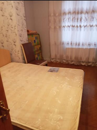 gunəslidə kirayə: Xırdalanda köhnə bazarın yaxınlığında, köhnə doğum evi, indiki təcili — 8