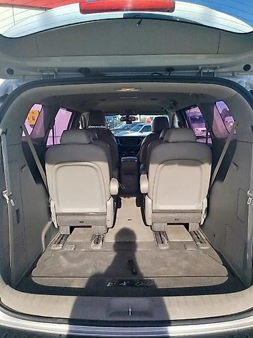 elantra 2016: Kia Carnival: 2.2 l | 2016 il Van/Minivan — 10