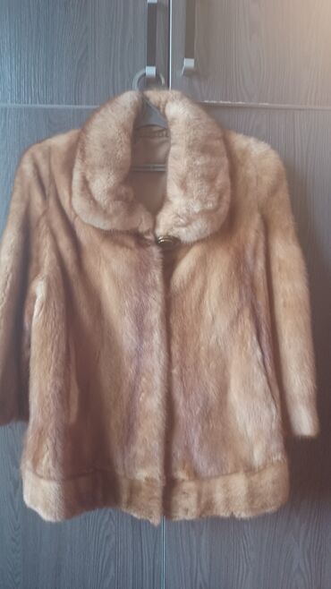 женские натуральные шубы: Норка в натуальную в живую смотриться красивый цвет золотым переливом