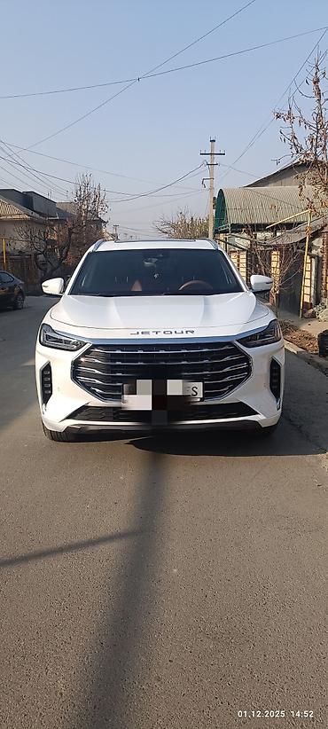 Jetour: Jetour X70 Plus: 2023 г., 1.6 л, Робот, Бензин, Кроссовер — 2
