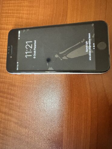 barmaq arasi yara: IPhone 16, 16 ГБ, Space Gray, Отпечаток пальца