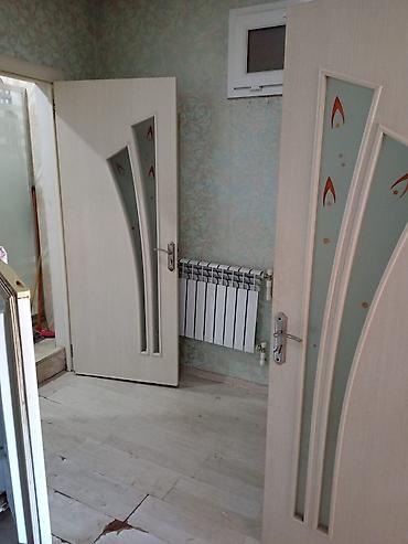 gunu 20: 20 yanvar duz metronun yanı. 2 otaq 65 kv. 450 azn. depozit 200 azn — 4