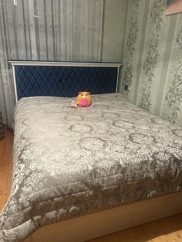 Б/у, Двуспальная кровать, С подъемным механизмом, С матрасом