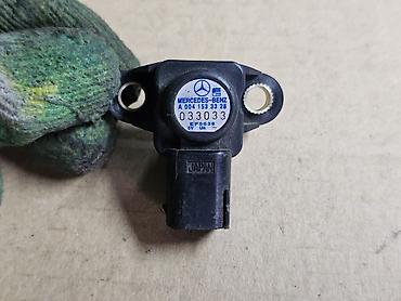 Датчики, сенсоры, предохранители: Датчик давления воздуха / датчик давления турбины / датчик абсолютного — 2