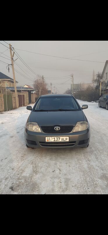 Toyota: Toyota Corolla: 2004 г., 1.4 л, Механика, Бензин, Седан