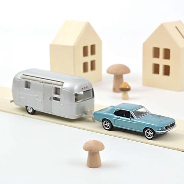 prikolice za bicikle: 🚗 Ford Mustang 1968 Blue Metallic & Airstream Caravan – Norev — 1