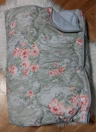 Ćebad i pokrivači: Krzno, Veličina - Singl, bоја - Šareno na lalafo.rs — 9 Ćebad i pokrivači: Krzno, Veličina - Singl, bоја - Šareno — 9