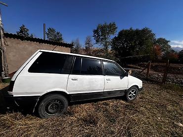 mitsubishi carisma 1 6: Mitsubishi space wagon 1 поколение 1990 Внутренний гранат полетел — 3